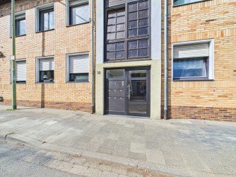 Hauptbild Solide Dachgeschoßwohnung mit Terrasse in dörflicher Lage