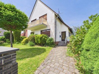 Hauptbild Großzügiges Wohnhaus in ruhiger Ortslage von Kreuzau-Stockheim